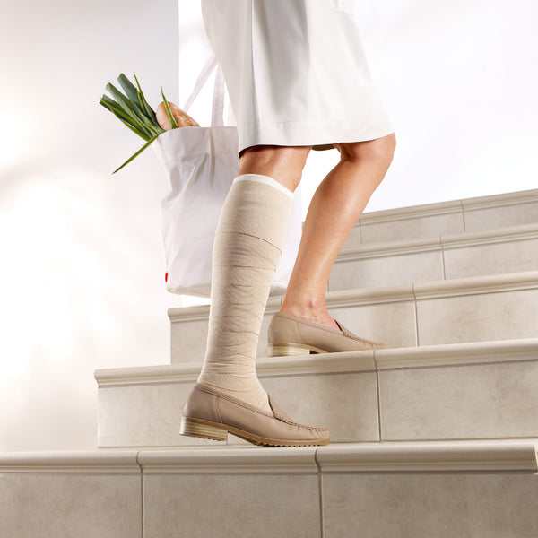 Person wearing Rosidal Bandage