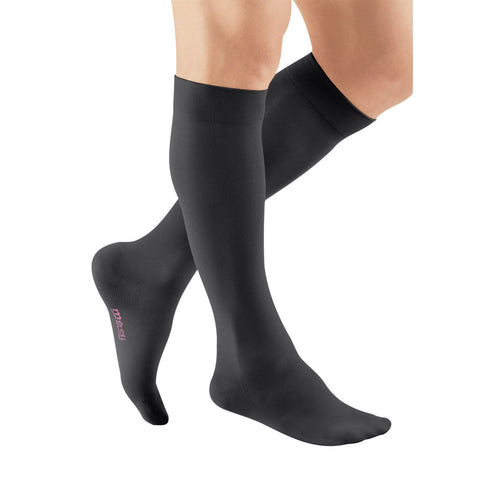 Medi Plus Closed Toe Knee Highs - 30-40 mmHg - Beige