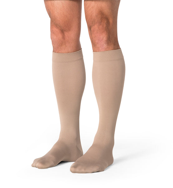 Sigvaris Essential 862 Opaque Men's Closed Toe Knee Highs - 20-30 mmHg