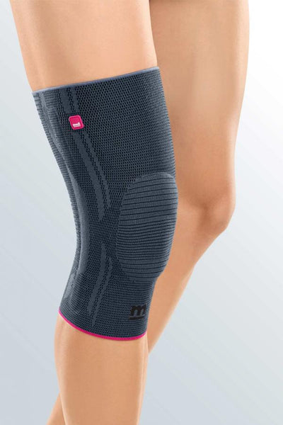 medi Genumedi Knee Support w/ Removeable Silicone Patella Ring Wide