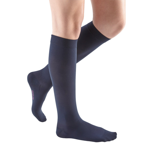 Medi Comfort Closed Toe Knee Highs - 20-30 mmHg - Navy